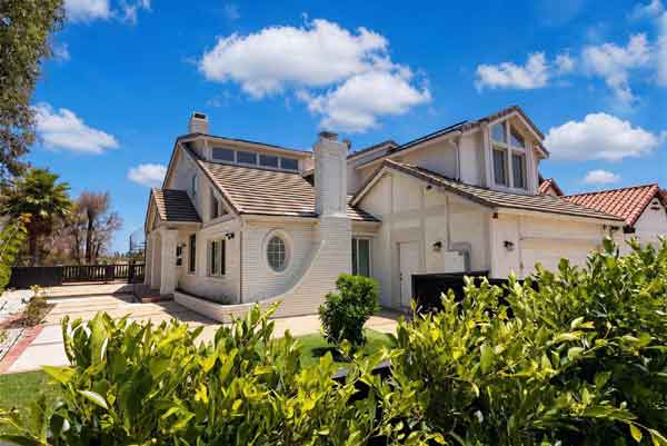 10 Cambridge Manhattan Beach