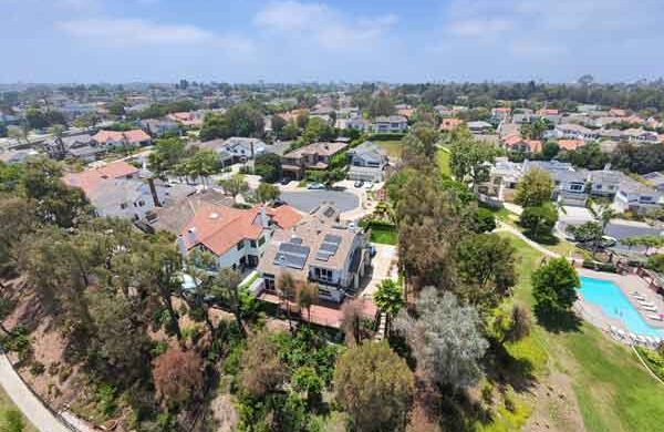 Manhattan Village in Manhattan Beach